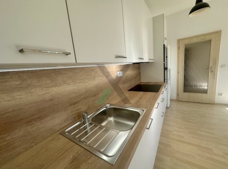 Pronájem bytu, 2+kk, 55 m²