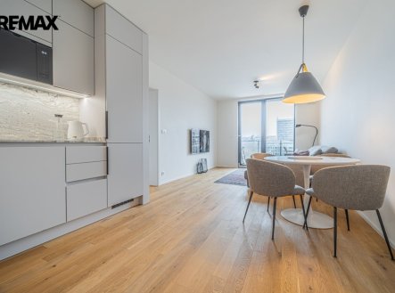 Prodej bytu, 2+kk, 99 m²