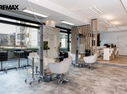 Pronájem obchodní prostory, 177 m²