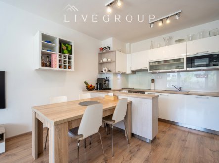 Prodej bytu, 4+kk, 75 m²