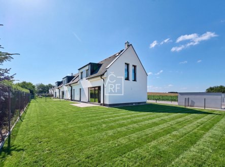Pronájem domu/vily, 148 m²