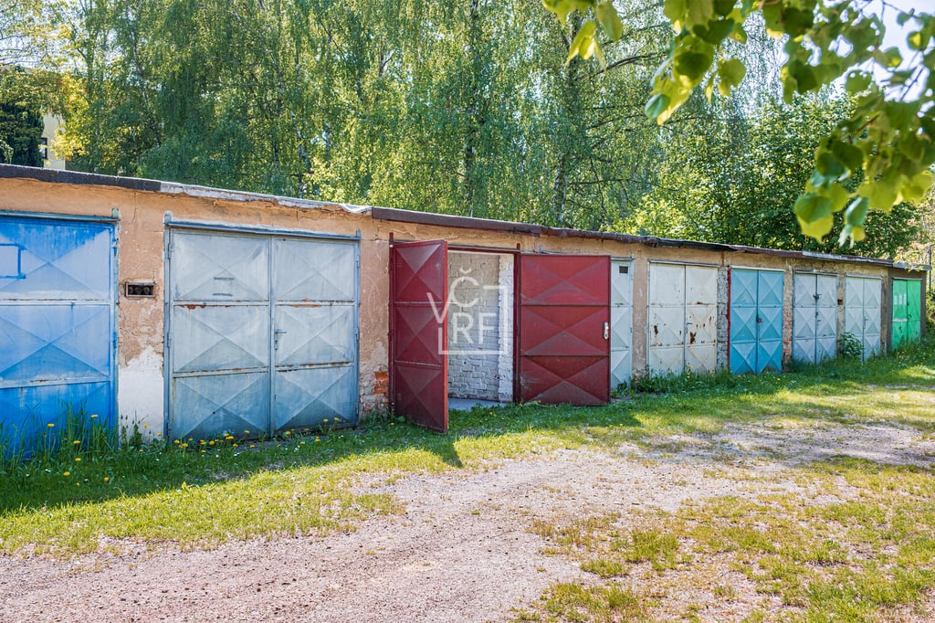 garaz-105.jpg