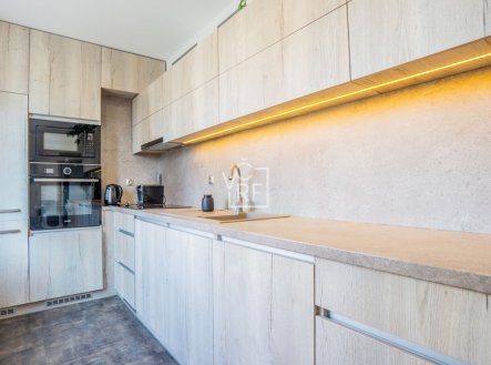 Prodej bytu, 3+kk, 72 m²
