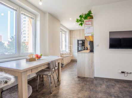 Prodej bytu, 3+kk, 72 m²