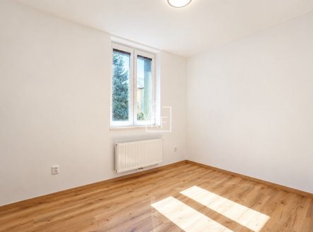 Pronájem bytu, 2+kk, 492 m²