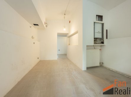 Prodej obchodní prostory, 86 m²