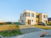 Pronájem domu/vily, 92 m²