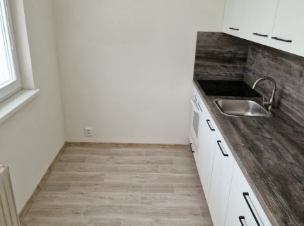 Pronájem bytu, 1+1, 32 m²