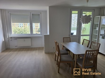 Pronájem bytu, 3+kk, 74 m²