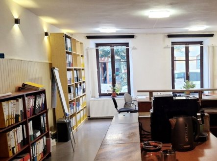 20241106-081309.jpg | Pronájem - kanceláře, 84 m²