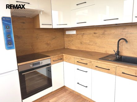 Pronájem bytu, 1+1, 33 m²