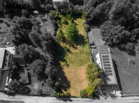 Prodej pozemku pro bydlení, 1 738 m²