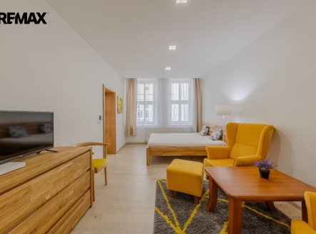 Pronájem bytu, 2+kk, 44 m²