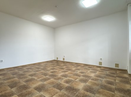 Pronájem obchodní prostory, 60 m²