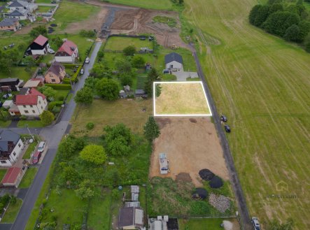 Prodej pozemku pro bydlení, 913 m² obrázek