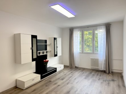 Pronájem bytu, 2+1, 65 m²