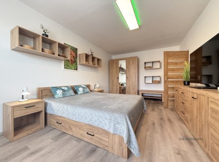 Pronájem bytu, 2+1, 65 m²
