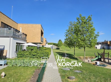 Pronájem bytu, 2+kk, 69 m²