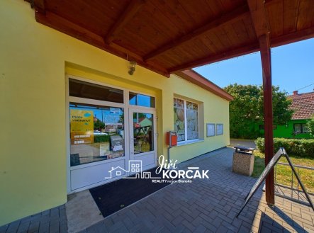 Prodej obchodní prostory, 442 m²