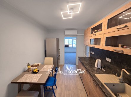 Pronájem bytu, 2+1, 61 m²