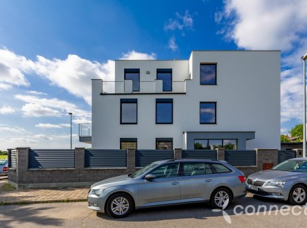 Prodej bytu, 3+kk, 76,6 m²
