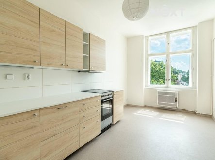 Pronájem bytu, 2+1, 75 m²