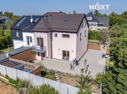 Pronájem domu/vily, 150 m²