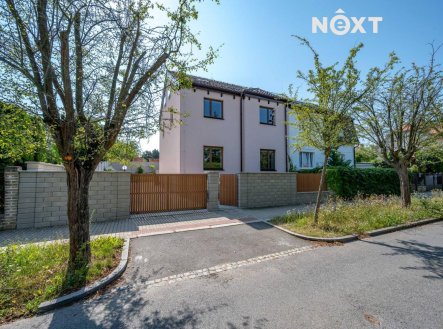 Pronájem bytu, 2+kk, 61 m²