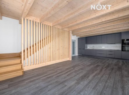 Pronájem bytu, 3+kk, 90 m²