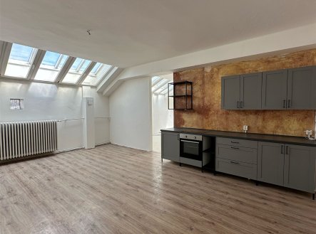 Pronájem bytu, garsoniéra, 27 m²
