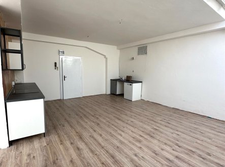 Pronájem bytu, garsoniéra, 27 m²