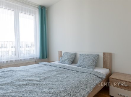 Pronájem bytu, 2+kk, 43 m²