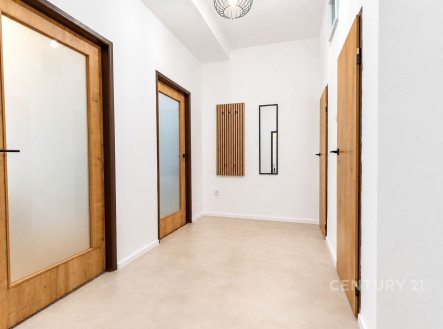 Pronájem bytu, 2+kk, 50 m²