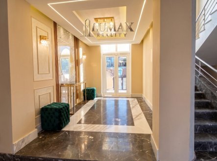 Prodej domu/vily, 700 m²