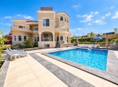 Prodej domu/vily, 700 m²
