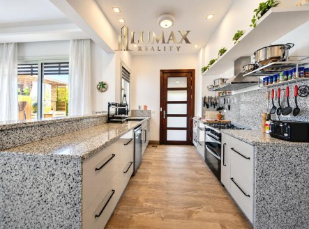 Prodej domu/vily, 250 m²