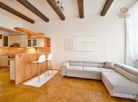 Pronájem bytu, 3+kk, 77 m²