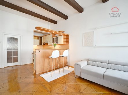 Pronájem bytu, 3+kk, 77 m²