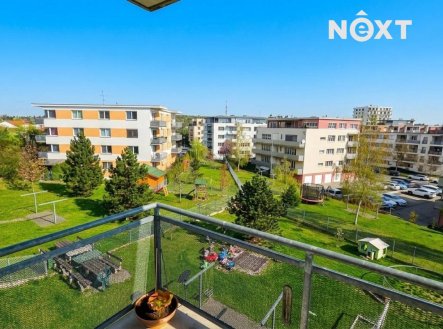 Pronájem bytu, 3+kk, 83 m²