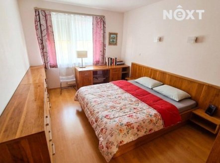 Pronájem bytu, 3+kk, 83 m²