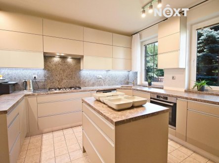 Prodej domu/vily, 214 m²