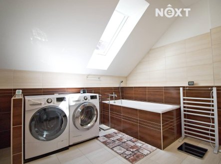 Prodej domu/vily, 254 m²