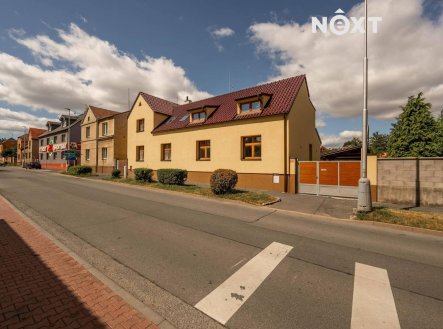Pronájem domu/vily, 166 m²