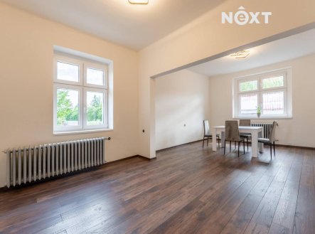 Pronájem domu/vily, 166 m²