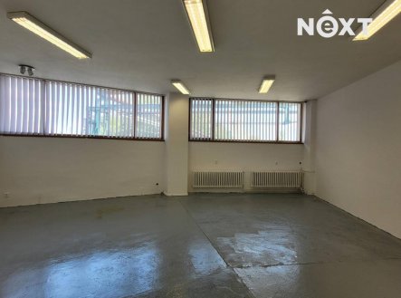 Pronájem kanceláře, 71 m²