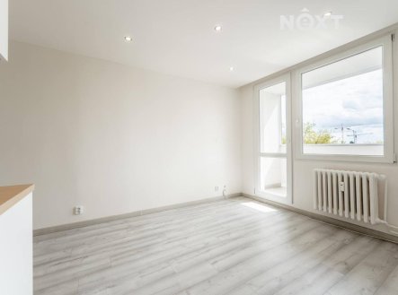 Pronájem bytu, 2+kk, 42 m²