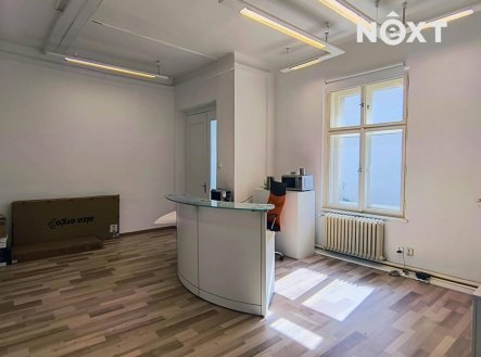 Pronájem kanceláře, 149 m²