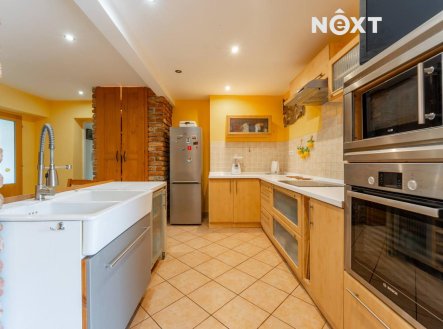 Pronájem bytu, 3+kk, 90 m²