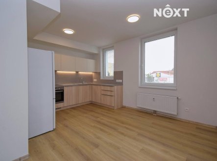 Pronájem bytu, 2+kk, 62 m²