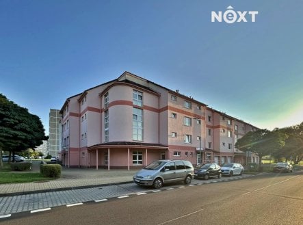 Pronájem bytu, 3+kk, 70 m²